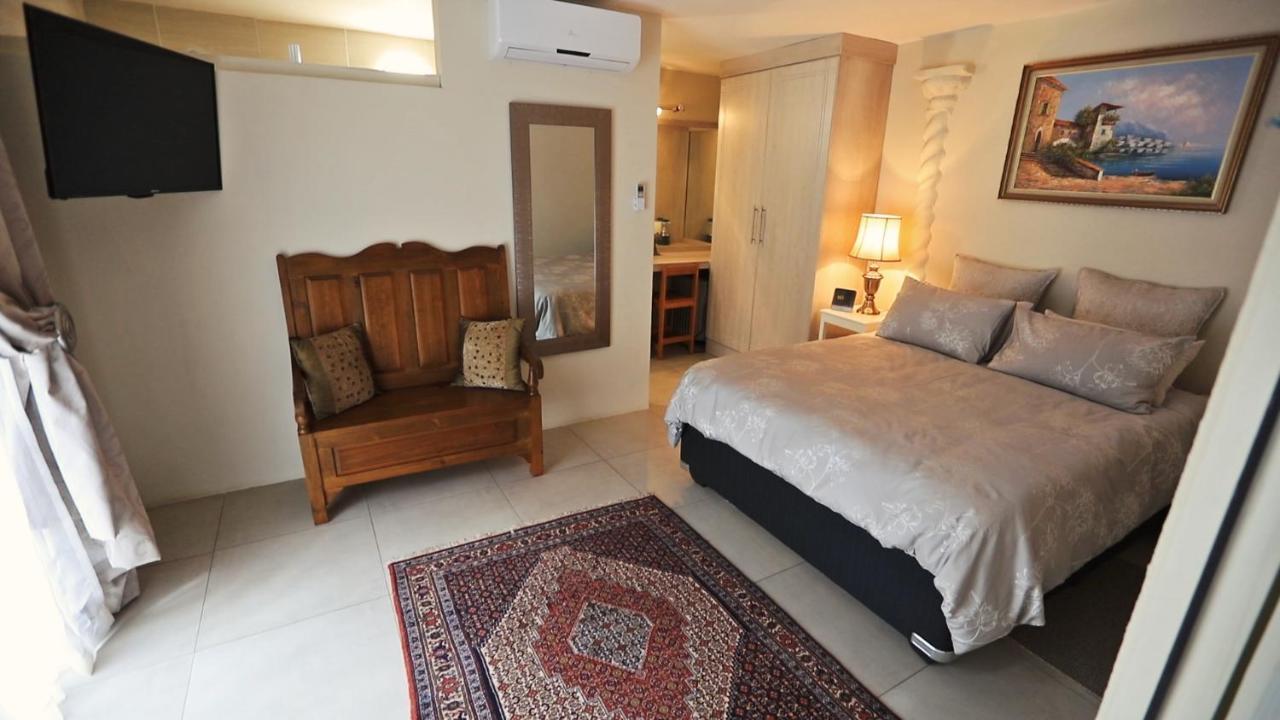 The Rest Guest House Mbombela Екстер'єр фото
